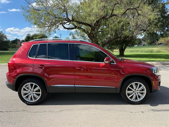 Volkswagen Tiguan photo 4