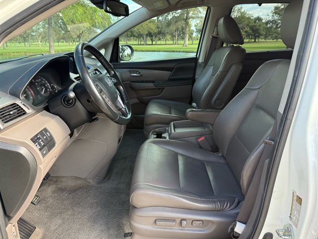 Honda Odyssey photo 11