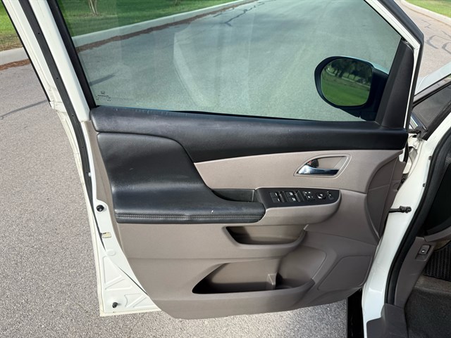 Honda Odyssey photo 10