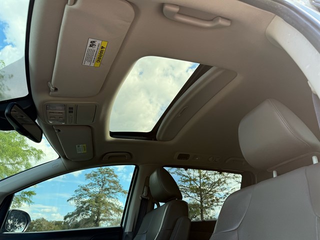 Honda Odyssey photo 13