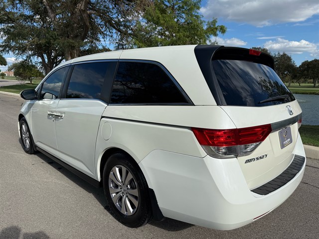 Honda Odyssey photo 8
