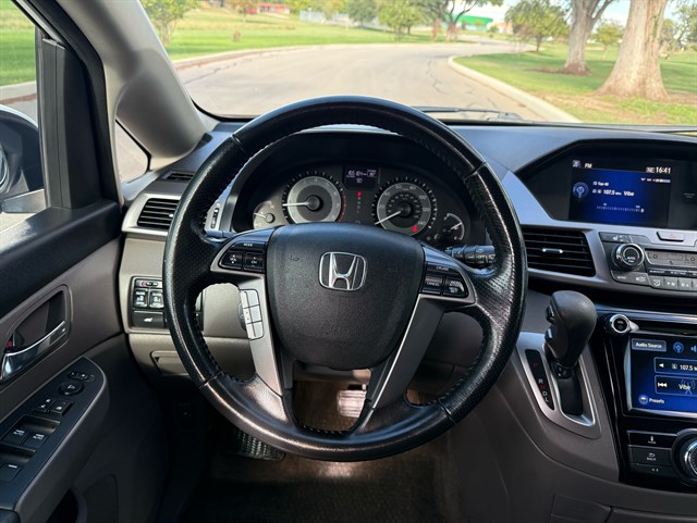 Honda Odyssey photo 18