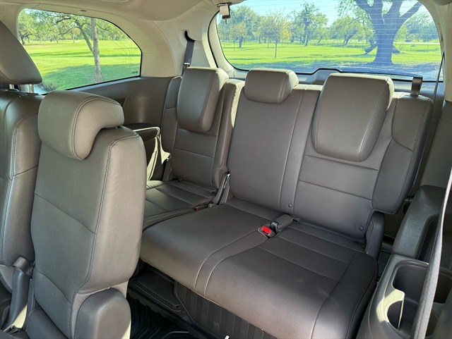 Honda Odyssey photo 13