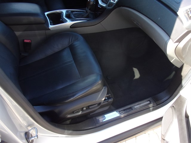 2010 Cadillac SRX Luxury Collection - Photo 19