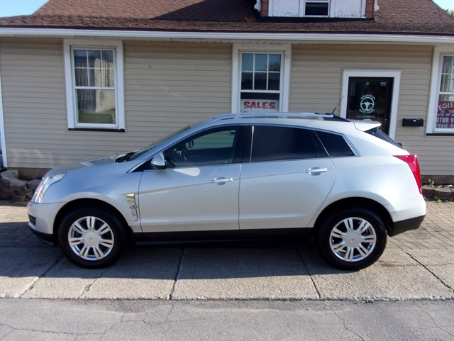 2010 Cadillac SRX AWD Luxury Collection's photo