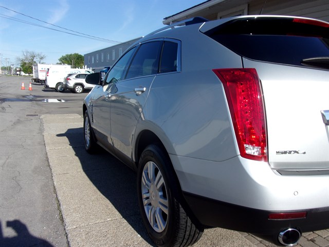 2010 Cadillac SRX Luxury Collection - Photo 10
