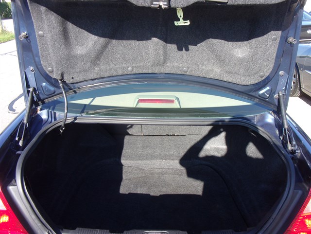 2005 Ford Five Hundred SEL - Photo 12