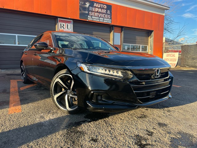 2021 Honda Accord Sport's photo