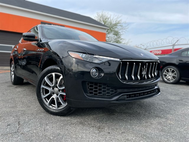 2019 Maserati Levante Base's photo