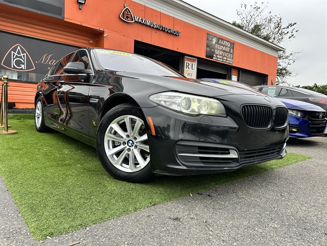 2014 BMW 5 Series 528i