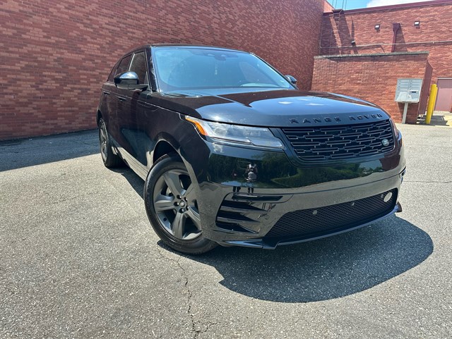 2025 Land Rover Range Rover Velar Dynamic SE's photo