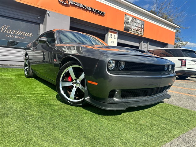 2013 Dodge Challenger SRT8's photo