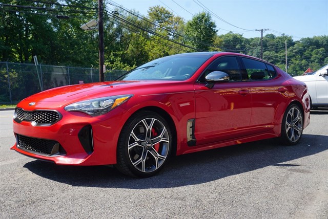 2018 Kia Stinger GT2's photo