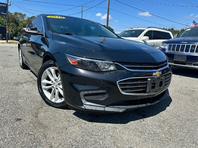 2018 Chevrolet Malibu Hybrid's photo