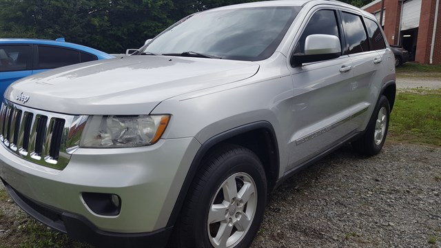 2013 Jeep Grand Cherokee Laredo 4WD's photo