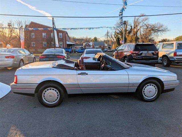 1987 Cadillac Allante's photo