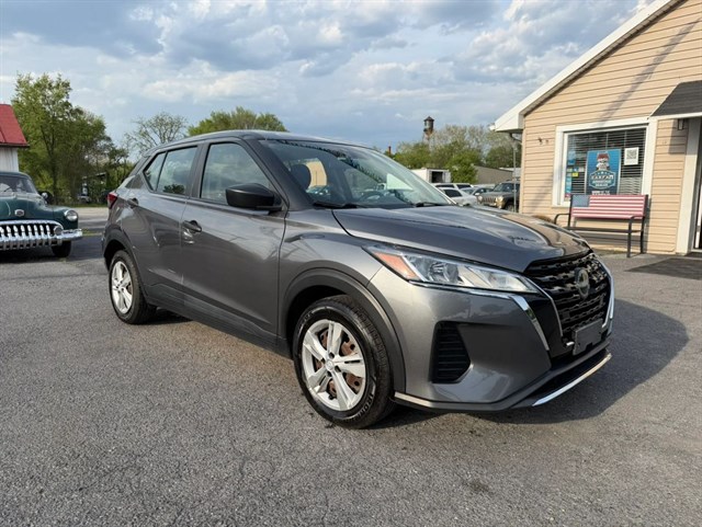 2023 Nissan Kicks S