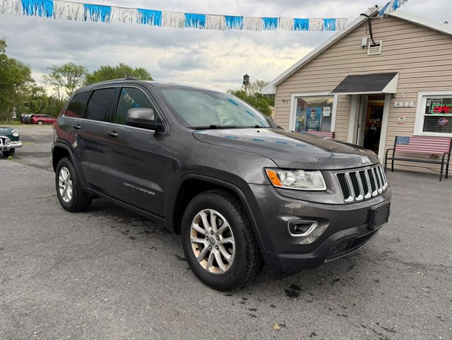 2016 Jeep Grand Cherokee Laredo E 4WD's photo