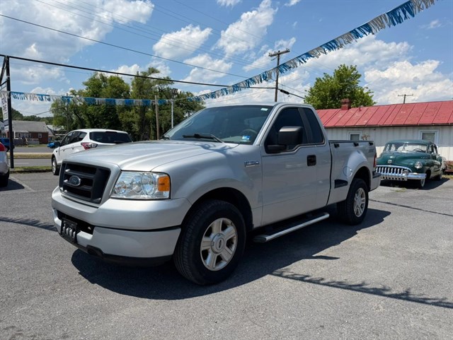 2005 Ford F-150 STX Regular Cab 126-in Flareside's photo