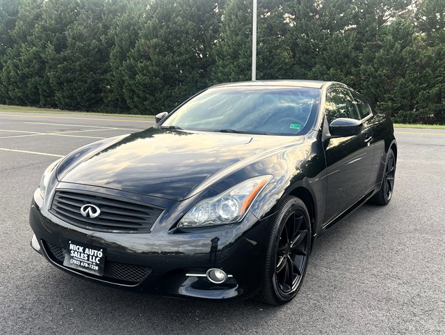 2011 INFINITI G Coupe 37x's photo