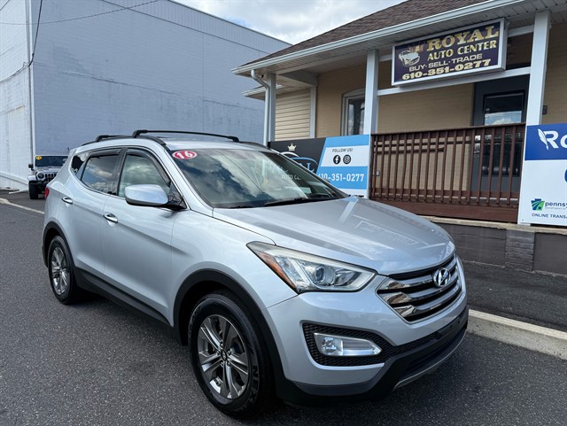 2016 Hyundai Santa Fe Sport's photo