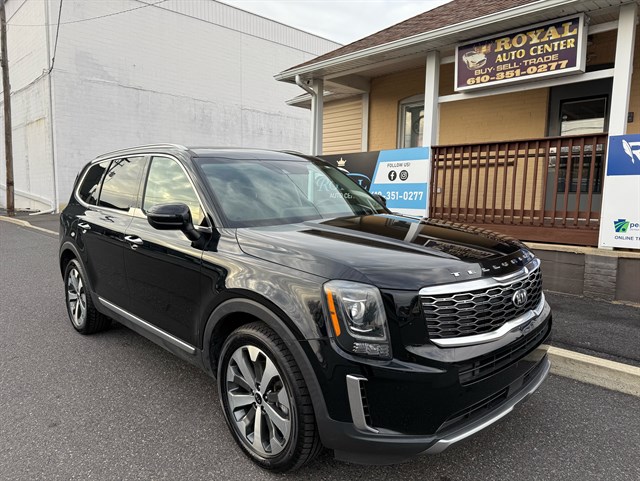 2021 Kia Telluride S's photo