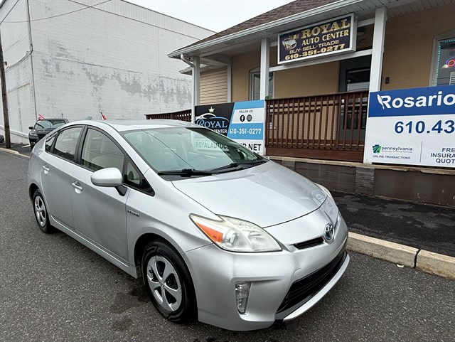2013 Toyota Prius Two