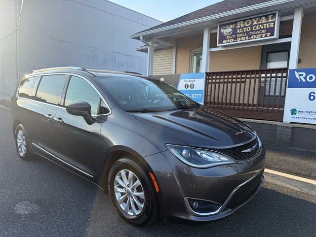 2019 Chrysler Pacifica Touring L
