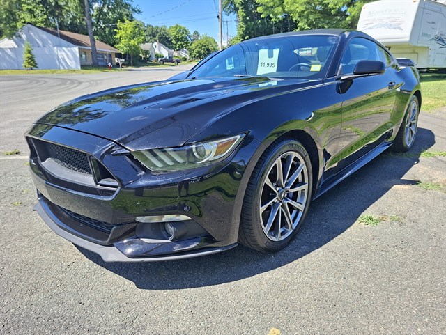 2016 Ford Mustang EcoBoost - Photo 7