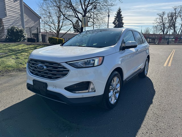 2020 Ford Edge Titanium