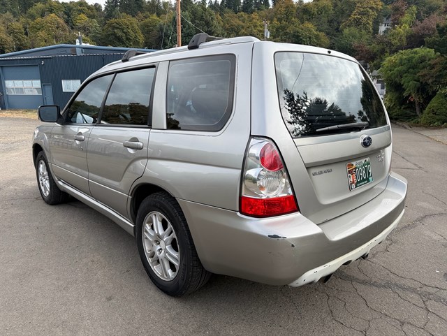 Subaru Forester photo 4