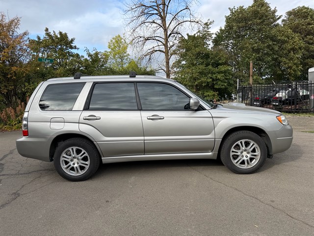 Subaru Forester photo 7