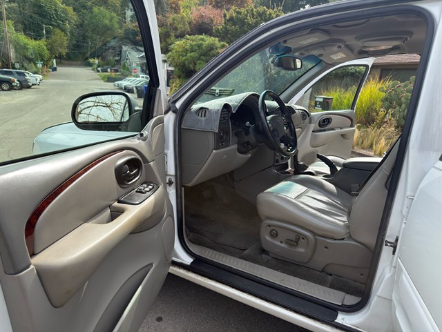 Oldsmobile Bravada photo 11