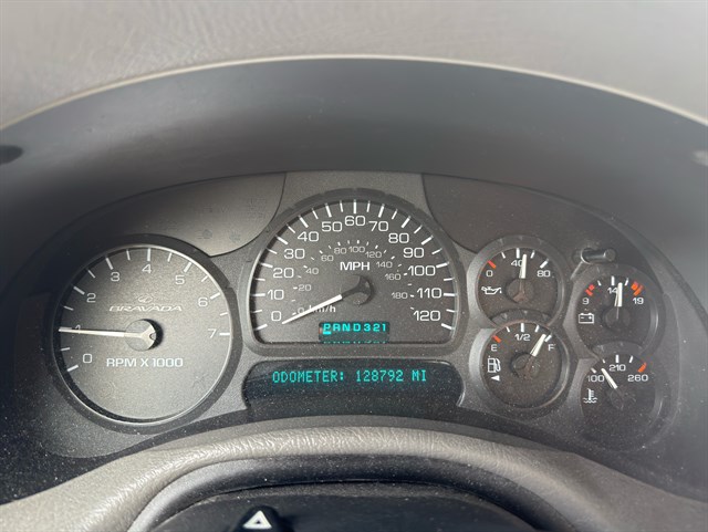 Oldsmobile Bravada photo 18