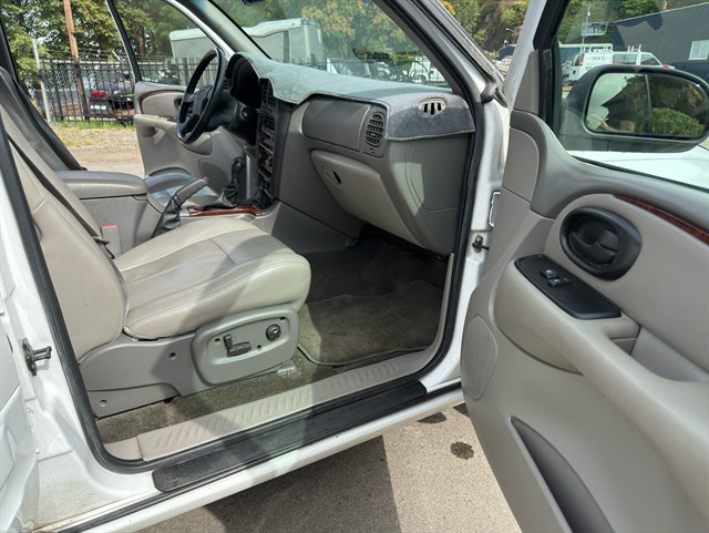Oldsmobile Bravada photo 16