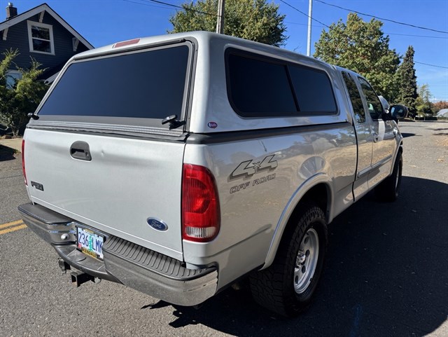 Ford F-150 photo 6