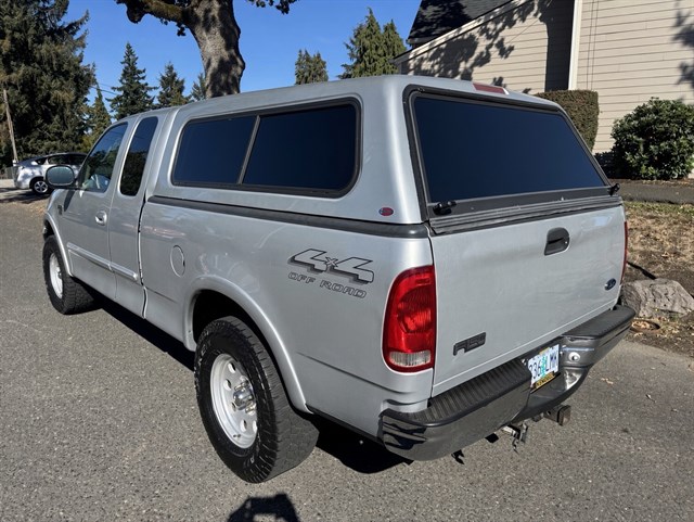 Ford F-150 photo 4