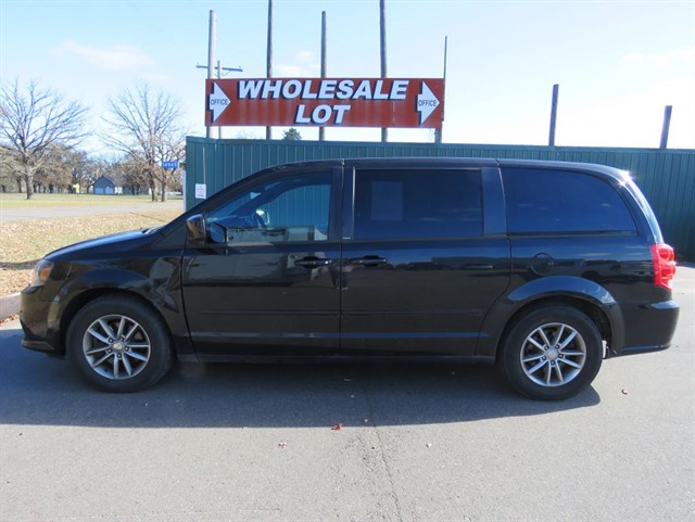 2014 Dodge Grand Caravan R/T's photo