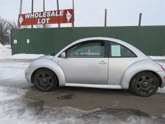 2001 Volkswagen New Beetle GLS's photo