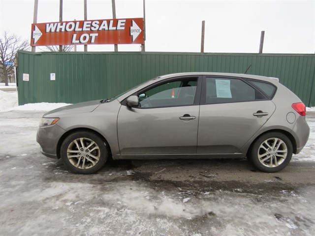 2011 Kia Forte EX's photo