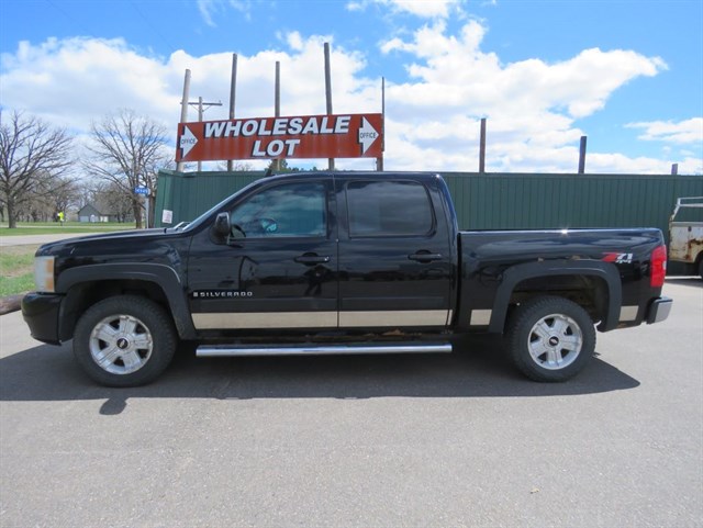 2007 Chevrolet Silverado 1500 LTZ 4X4 Crew Cab's photo