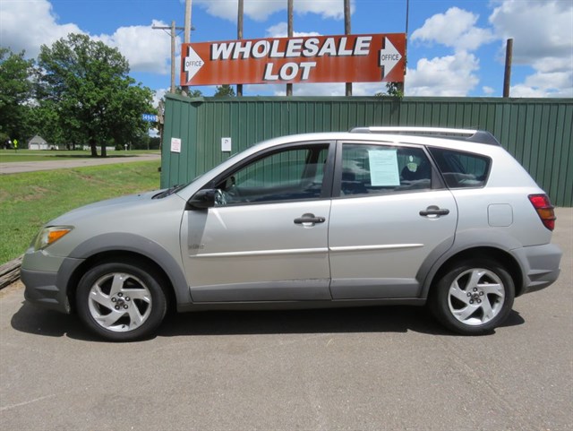 2003 Pontiac Vibe -'s photo