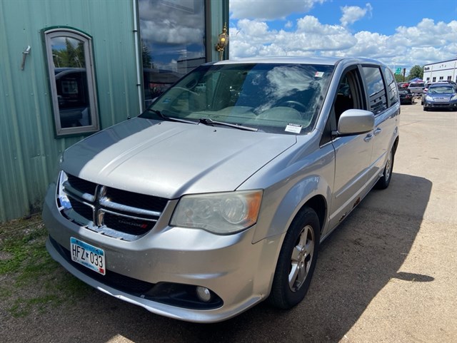 2012 Dodge Grand Caravan Crew's photo