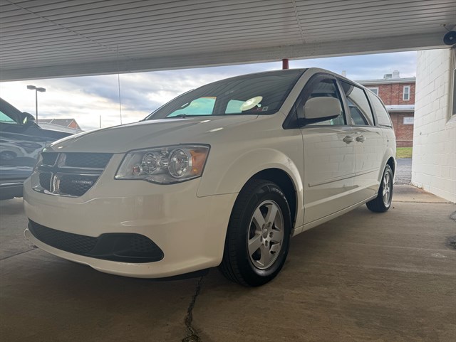 2012 Dodge Grand Caravan SXT's photo