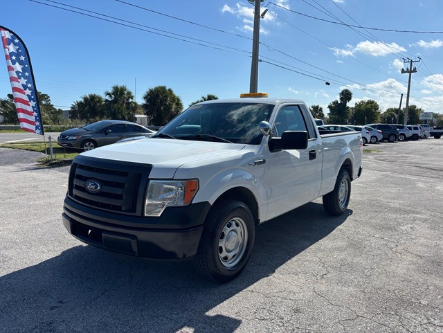 2012 Ford F-150 XL's photo