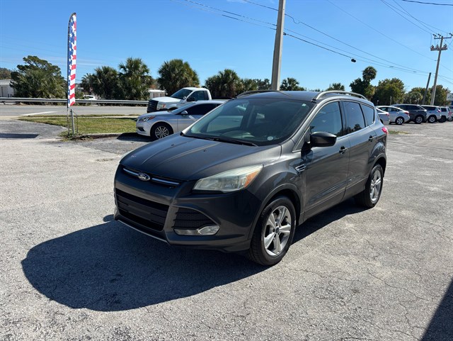 2015 Ford Escape SE's photo