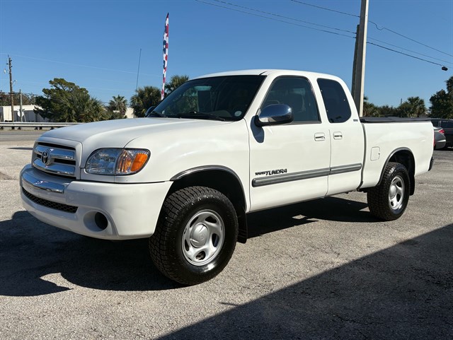 2005 Toyota Tundra SR5's photo