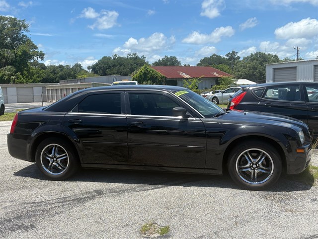 2006 Chrysler 300 -'s photo