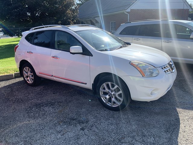 2013 Nissan Rogue SV AWD's photo