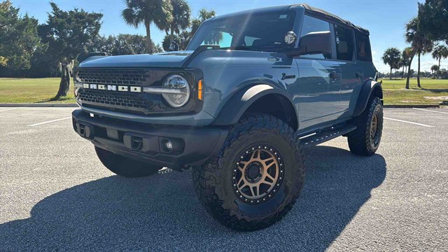 2022 Ford Bronco 4-Door Badlands's photo
